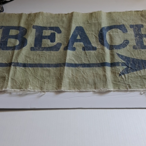 - Lightweight canvas type hanging arrow direction beach sign - Picture 4 of 7